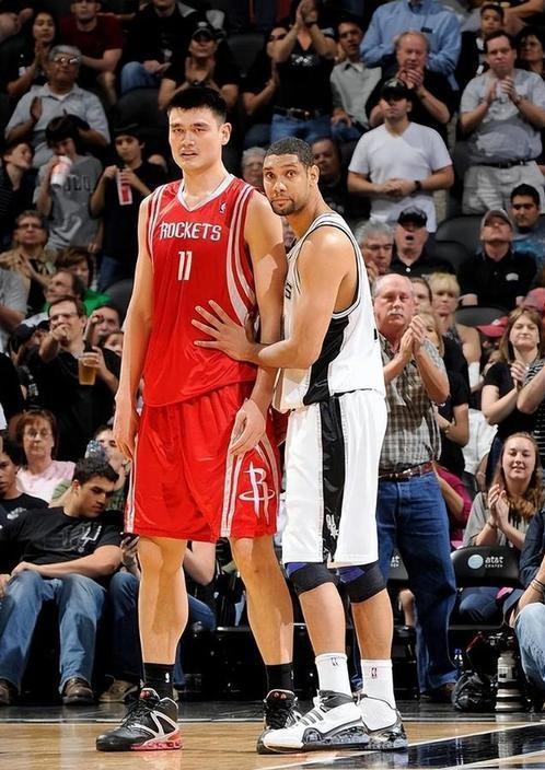 姚明相聚晚宴丰韵美女作陪被拍互动亲密J9数字平台NBA安东尼来华与老友(图13)
